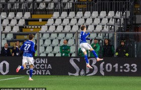 帕斯:意甲新星闪耀!3场2球2助,如何逆袭成为最佳U23球员?