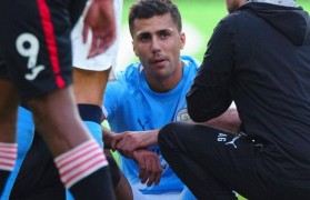 曼城金球先生又伤了!仅踢20分钟被换下 彻底沦为玻璃人